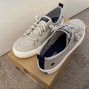 Sperry Crest Vibe Washed Linen Grey Sneaker